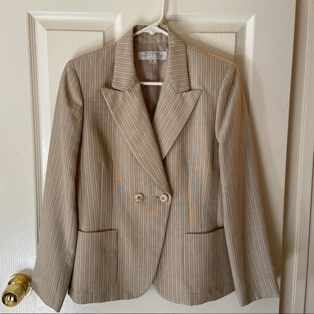 Tahari Strips Blazer 6Petite